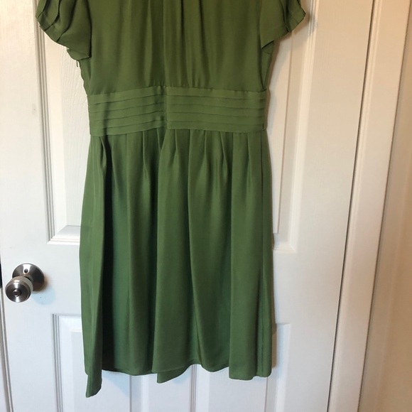 Banana Republic silk dress - Picture 3 of 3